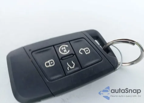 2019 Volkswagen Jetta 1.4T R-Line/1.4T S/1.4T Se from USA, damaged, VIN 3VWC57BUXKM250236